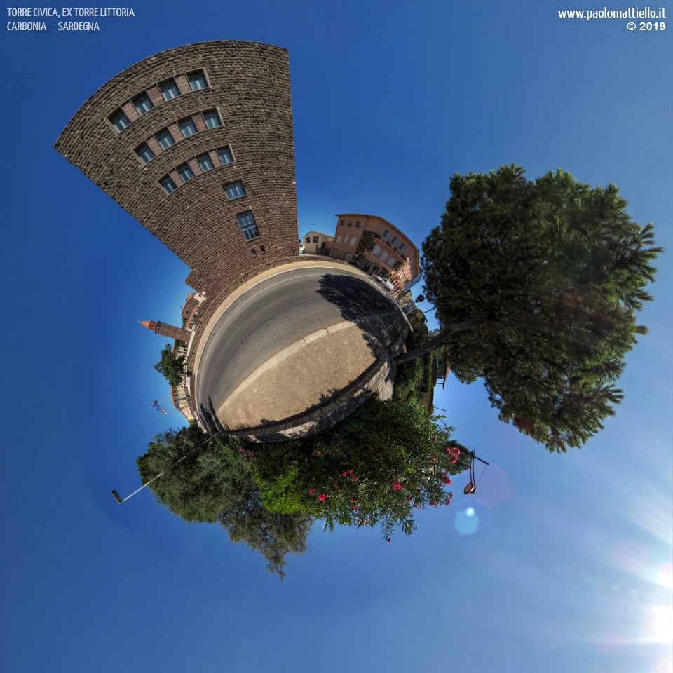 panorama stereografico stereographic - stereographic panorama - Sardegna→Carbonia | Torre ex Littoria, vista laterale, 15.08.2019
