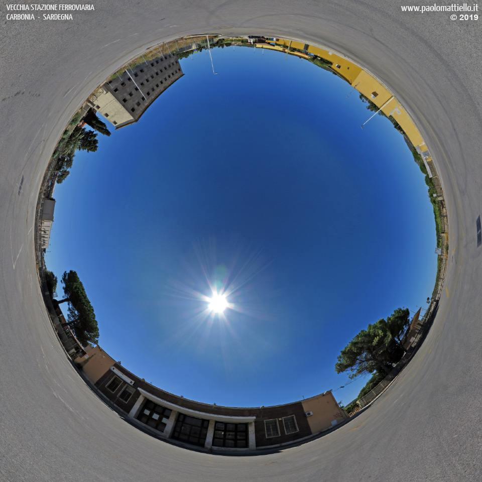 panorama stereografico stereographic - stereographic panorama - Sardegna→Carbonia | Vecchia stazione ferroviaria di Carbonia Stato, 15.08.2019