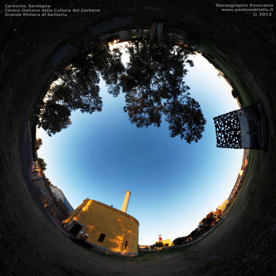 panorama stereografico stereographic - stereographic panorama - Sardegna→Carbonia→Grande Miniera di Serbariu | Ingresso del museo (ex sala caldaia), 16.12.2013