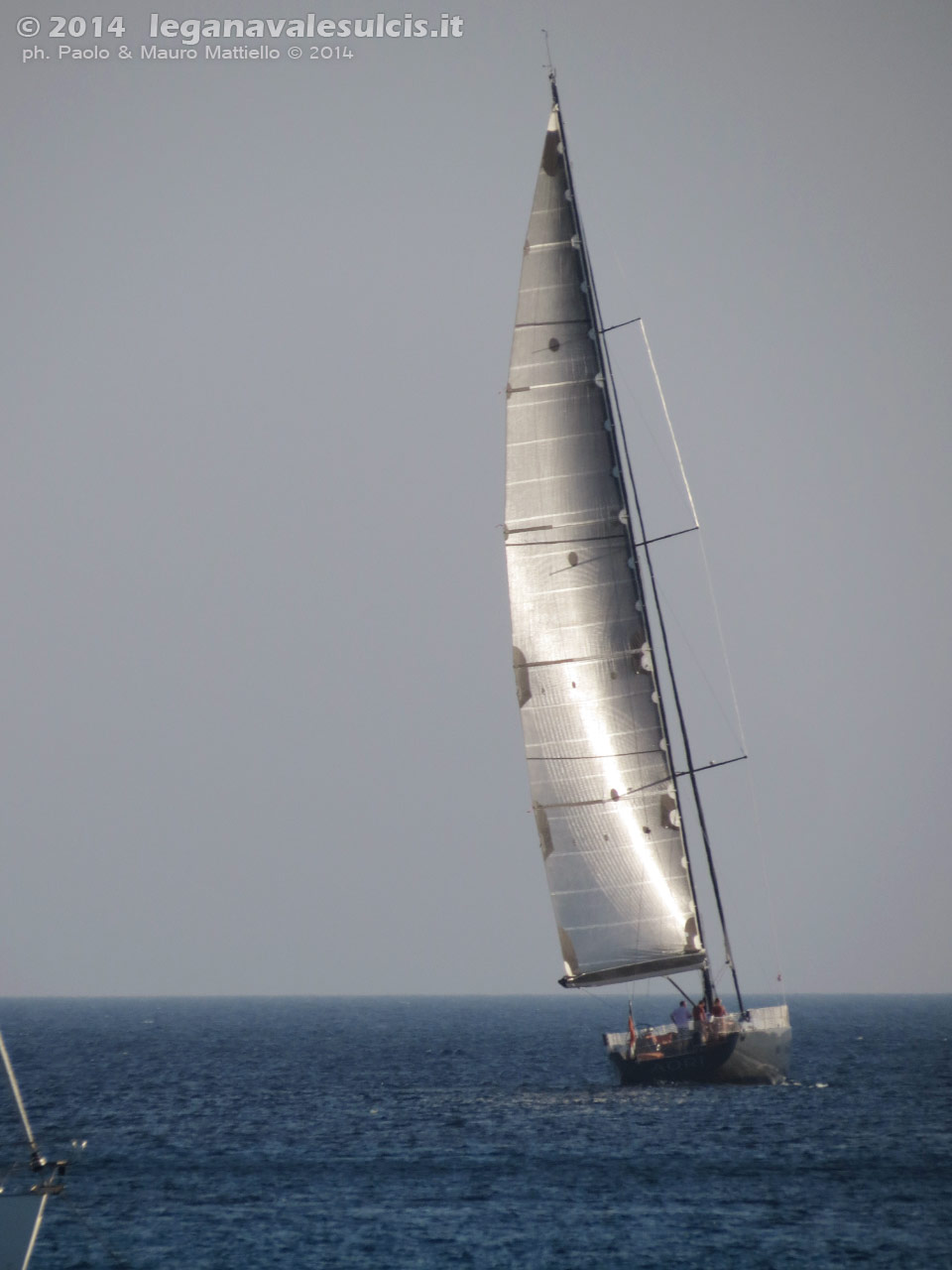 Porto Pino - Barche - Agosto 2014,Porto Pino, barca a vela (24m) Aori, dei cantieri Wally