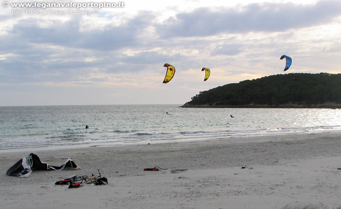 Porto Pino - Sport - Kite surf in inverno

