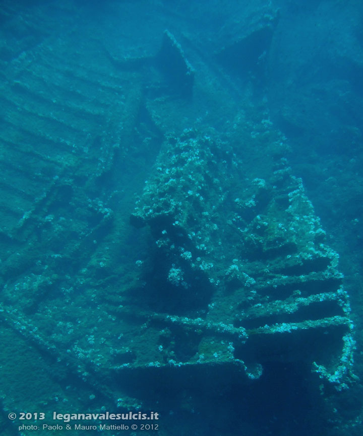 Porto Pino foto subacquee - 2012 - Relitto della punta di Cala Piombo