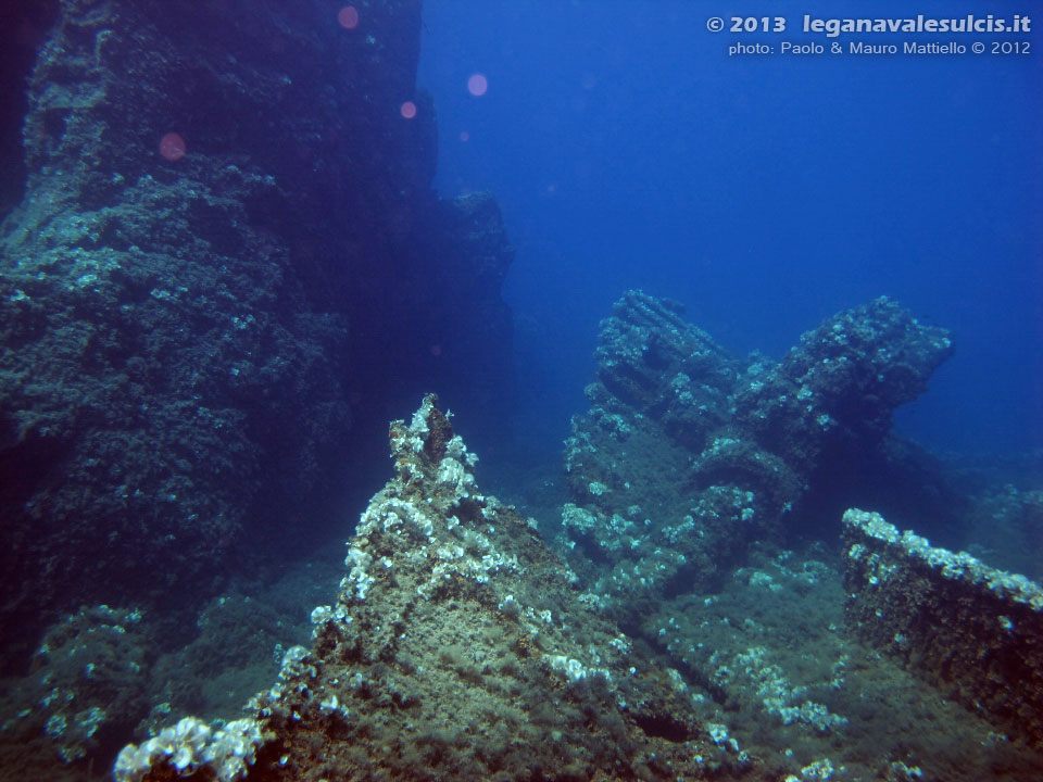 Porto Pino foto subacquee - 2012 - Relitto della punta di Cala Piombo