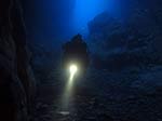 Porto Pino foto subacquee - 2012 - Grande grotta presso la punta di Cala Piombo 