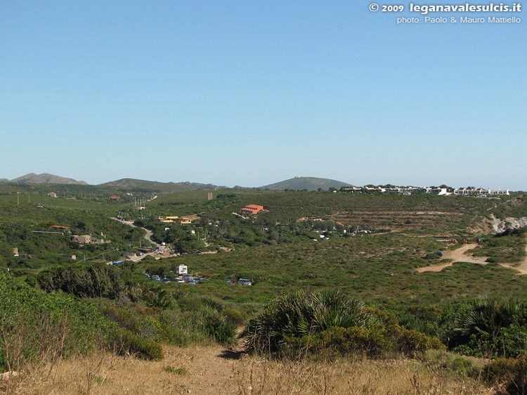 Campagna dietro Cala Sapone